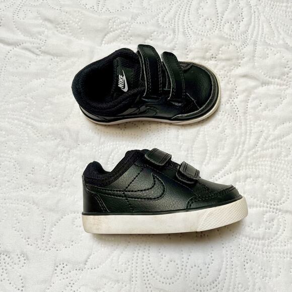 Nike Capri 3 Leather Sneakers Size 5 - Picture 2 of 10